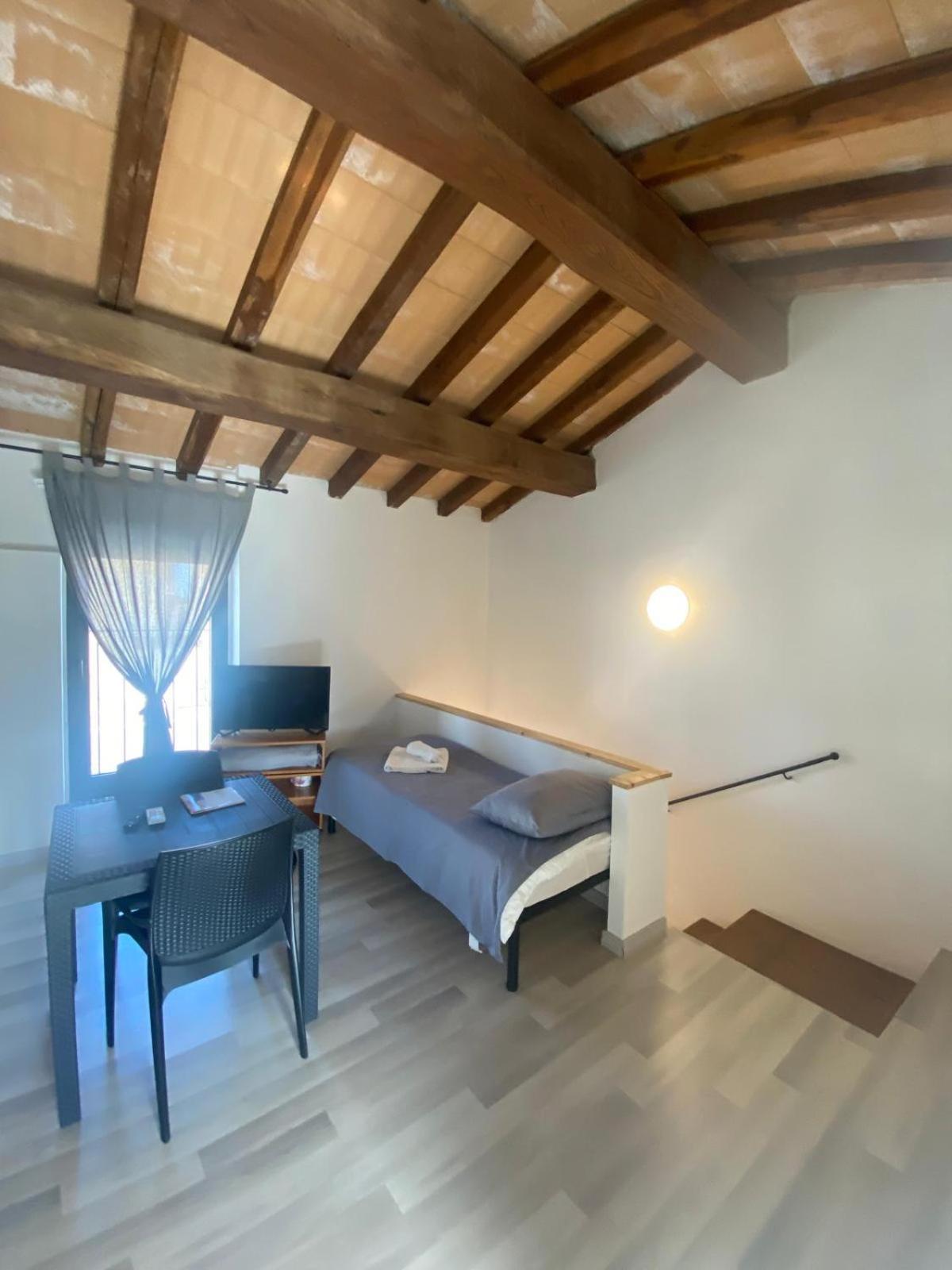 Castel Sant'Elia Velia'S Home Casa Vacanze B&B المظهر الخارجي الصورة